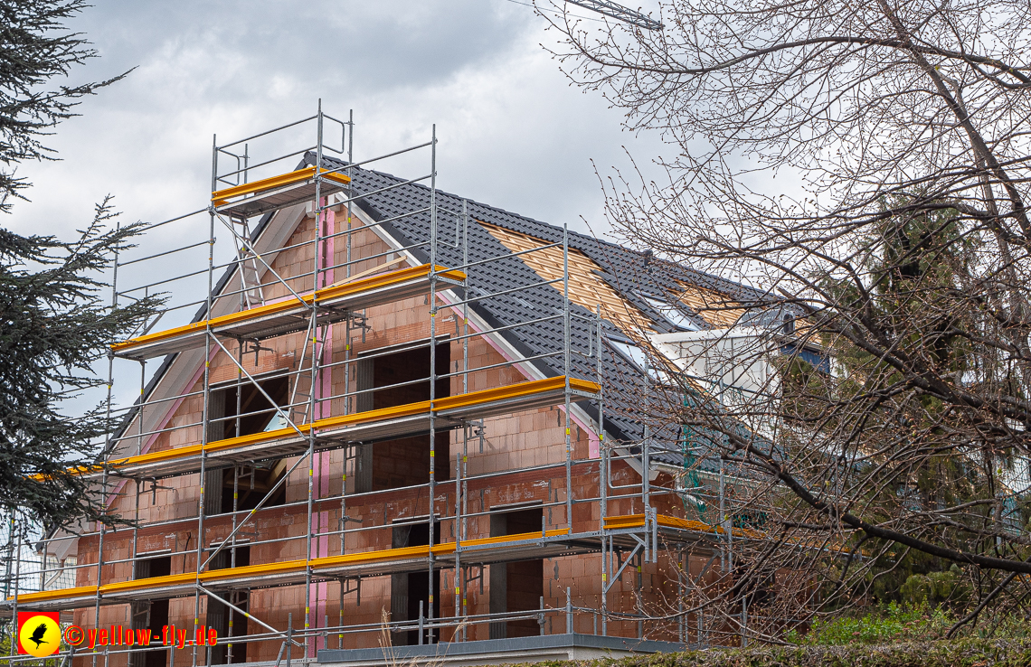 27.04.2023 - Burgfotos von der Baustell Niederalmstraße 16 in Neuperlach